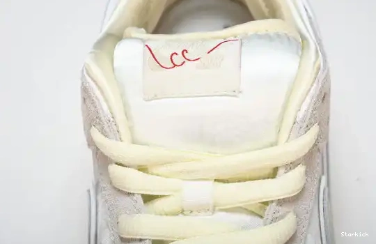 Dunk FZ5654-100 Low Nike Milk Coconut 0430